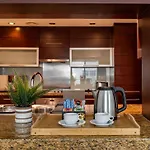 Studio In Burj Views By Radiance Vacation Stays