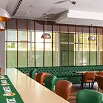 Holiday Inn Express Dubai, Jumeirah By Ihg