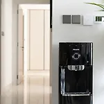 Breathtaking Atlantis View, Spacious 2Br On Beach
