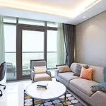Vacay Lettings -Spotlight Infinity Pool At Paramount Tower