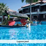 Luxury 5-Star Palm Resort