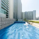 Chic Apartment With Burj Khalifa View