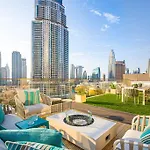 Luxury Level 12 On Boulevard Point