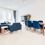 1 Bedroom Apartment At Tara 2 In Al Quoz By Pk Holidays