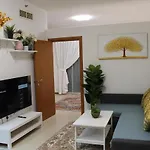 Newly Furnished Cozy 1 Bedroom Apartment Close To Jbr Beach And Metro