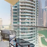 Marina Tower, Dubai Marina - Exquisite Three Bedroom