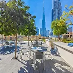 Sophisticated 2Br In Unbeatable Downtown Location