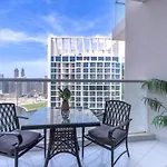 Spectacular Burj Khalifa View Service Apartment