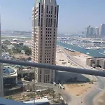 Nasma Luxury Stays - Marina-View Oasis With Balcony Steps From The Sea