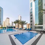 Nasma Luxury Stays - Marina-View Oasis With Balcony Steps From The Sea