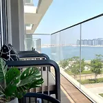 Dar Vacation-Luxurious 1Br Apartment In Beach Isle, Emaar Beach Front