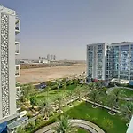 Key View - Glitz 3, Tower 2