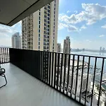 Dar Vacation - Panoramic Bay View 2Bdr Apartment, Dubai Creek
