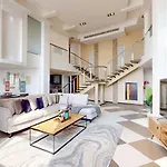Bahar 1 - Opulent Three Bedroom