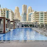 Stonetree - Studio One Tower Studio - Canal View