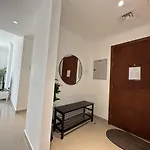 Plaza Residences - 2Br Apartment - Allsopp&Allsopp