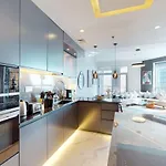 Torch Tower - Spectacular Two Bedroom