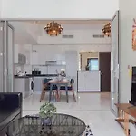 Stonetree - Modern 1Br In Business Bay