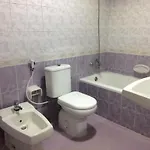 Couples Size Partition Room Near Financial Metro/Difc