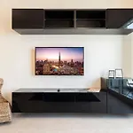 Spacious 1Bdr - Near Burj Khalifa - Downtown