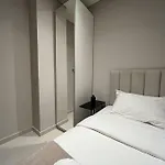 Dreamy Getaway 4B In Burj Royale Downtown
