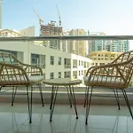 Stonetree - Dec Tower Studio - Dubai Marina