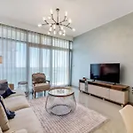 Stunning View Large 2 Bed
