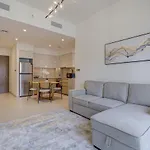 Mira Holiday Homes - Lovely 1 Bedroom In Downtown