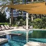 Chic Park Condo At Dubai Mall With Pool, Gym, Squash Courts, Games Room & Mini Theatre!