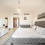 Stylish Urban Retreat 1Br Gem Fairmont Residence - 90Ab2
