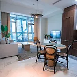 Elegant 1 Bedroom In J One