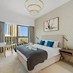 First Class 2Br Newly Designed In Difc