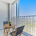 Bnbmehomes - Downtown Views II