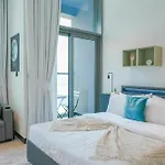 City Chic Studio Retreat In Business Bay