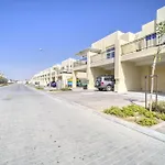 Exquisite 4Br Townhouse At Damac Hills 2, Dubailand By Deluxe Holiday Homes