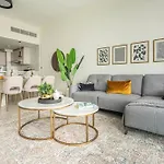 Frank Porter - 1 Residences 2