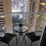 Luxury Studio Apartment By Downtown
