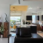 Dayf-Nad Stunning 5 Bedroom Villa In Dubai Hills