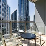 Cozy 1 Bedroom Apartment I Downtown Dubai I Near Burj Khalifa