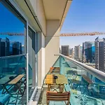 Charming Studio Escape With Unobstructed City View