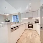 Welcoming 1Br Apartment In Ahad Residences Business Bay By Deluxe Holiday Homes