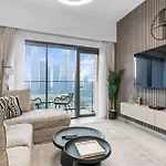 Keysplease Beautiful 2Br Burj Khalifa View, Burj Royale Downtown