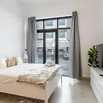 Havn - Studio Apartment In Pantheon Elysee, Jvc