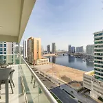 Elegant 2 Bedroom @ Near Downtown W/ Large Terrace & Canal View