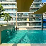 1Br Beachfront Cozy Apartment