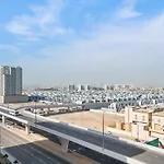 Brand New Studio Azizi Star - Al Furjan