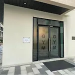 Lovely 1Br Apt In Mirdiff Hills