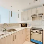 Seven Palm 1 Bed With Rooftop Infinity Pool