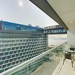 Seven Palm 1 Bed With Rooftop Infinity Pool