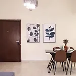 Elite Lux Holiday Homes - Spacious One Bedroom Apartment Direct Metro Access In Al Furjan Dubai